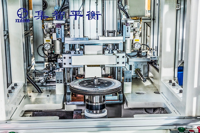 立式平衡機