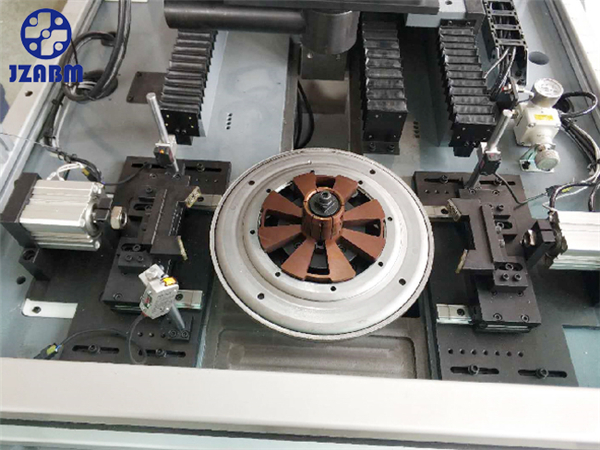 立式動平衡機